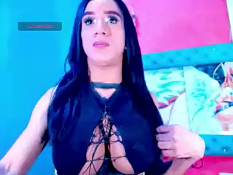 Snapshot of MariannaGotica chatting on 17, 12, 2025 MariannaGotica online show from 17, 12, 2025