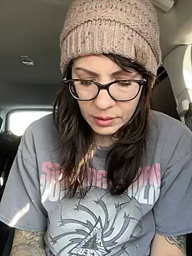 BeautifulMesss online show from 8, 2, 2026