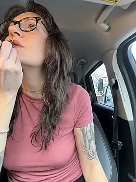 BeautifulMesss online show from 26, 3, 2026