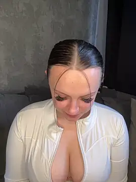 Snapshot of riri_bstvx chatting on 27, 2, 2025 riri bstvx online show from 27, 2, 2025