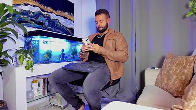 Johnnygrayson1 online show from 29, 1, 2025