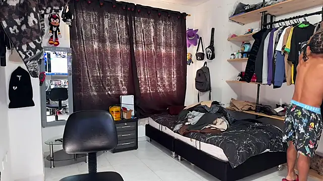 Snapshot of jokergc_2 chatting on 11, 11, 2025 jokergc 2 online show from 11, 11, 2025