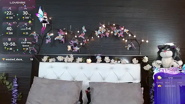 Snapshot of NayeCloud chatting on 8, 3, 2025 NayeCloud online show from 8, 3, 2025