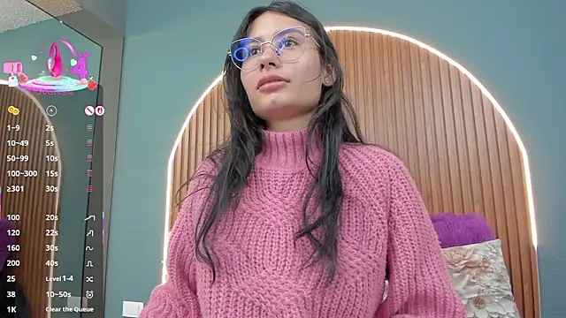 Snapshot of NayeCloud chatting on 5, 2, 2026 NayeCloud online show from 5, 2, 2026