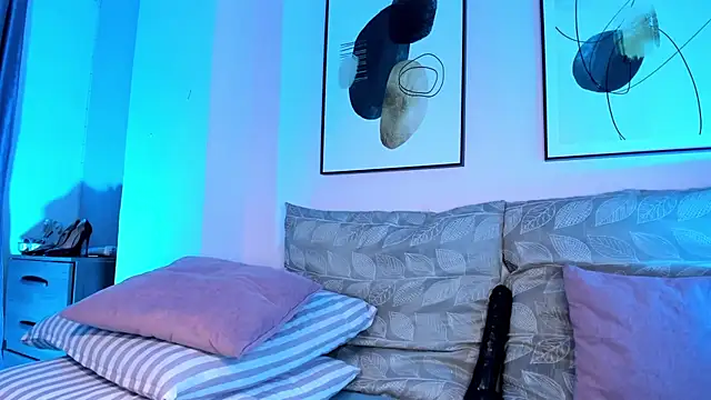 rose xd online show from 1, 2, 2025