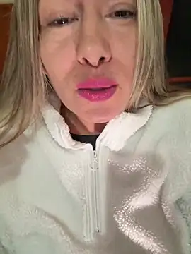 xLadyScarlettx online show from 22, 2, 2025