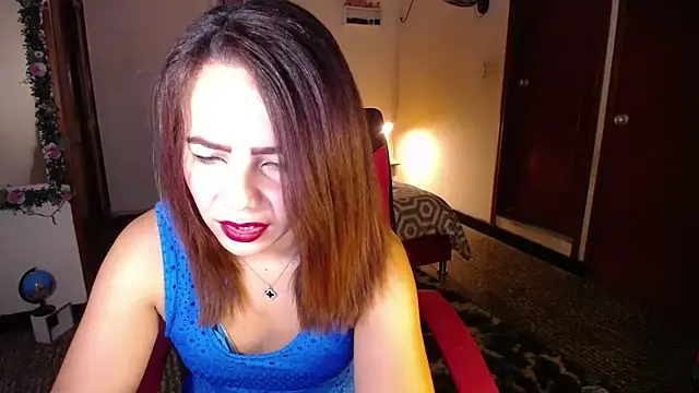 Snapshot of danielle_rose_1 chatting on 6, 10, 2025 danielle rose 1 online show from 6, 10, 2025