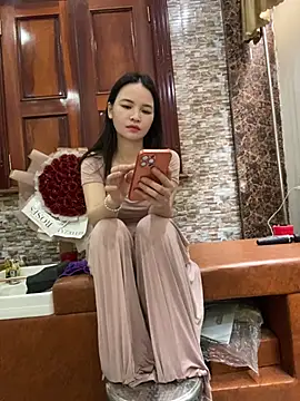 LiLi-Kirix99 online show from 20, 5, 2026
