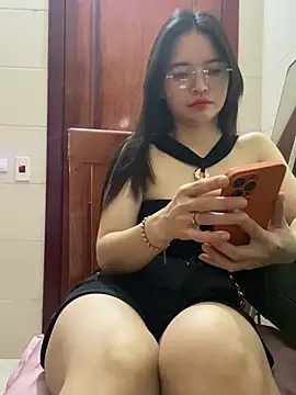 LiLi-Kirix99 online show from 1, 6, 2026