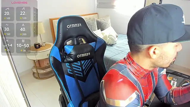 Snapshot of mateoleonee chatting on 16, 10, 2025 mateoleonee online show from 16, 10, 2025