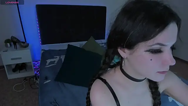 CassieEvans online show from 15, 12, 2024