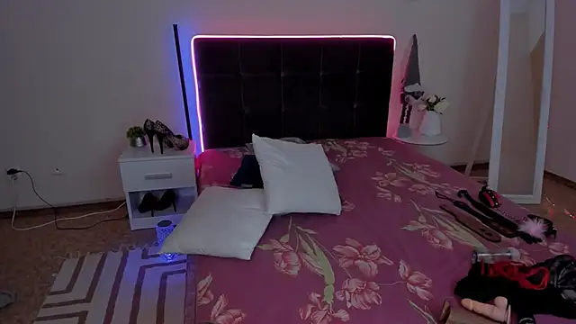 CassieEvans online show from 18, 1, 2025