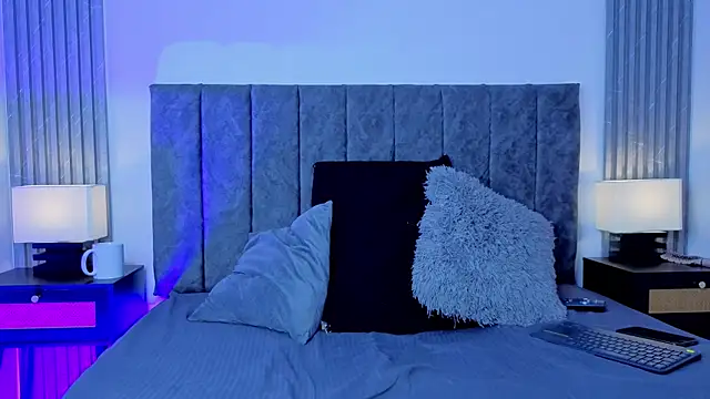 Ema Stone65 online show from 28, 9, 2025