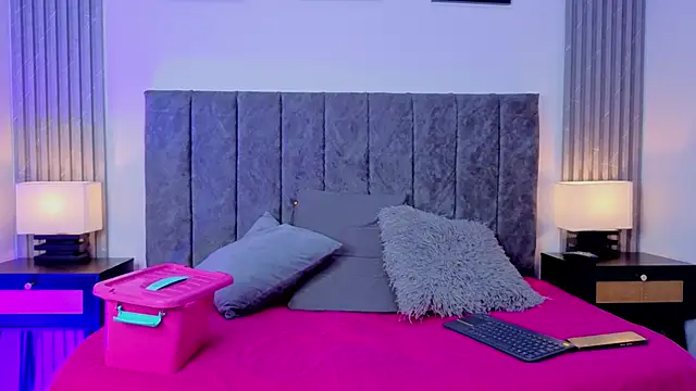 Ema Stone65 online show from 4, 10, 2025