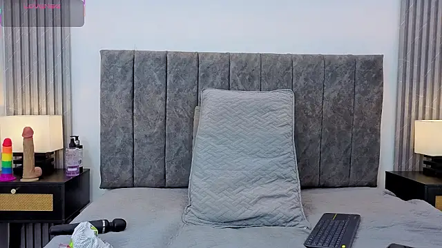 Ema Stone65 online show from 12, 2, 2026