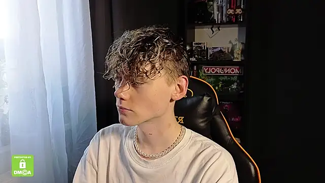 Keytaro online show from 15, 12, 2025