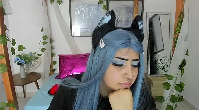 lussyevans24 online show from 13, 2, 2025