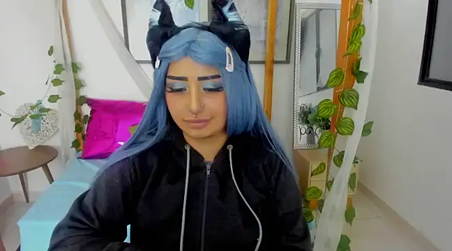 lussyevans24 online show from 22, 2, 2025