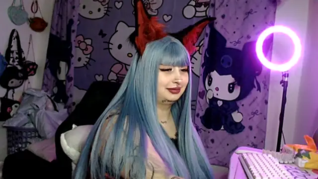 Snapshot of lussyevans24 chatting on 2, 7, 2026 lussyevans24 online show from 2, 7, 2026
