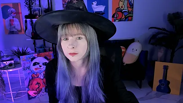 Snapshot of LexiWenford chatting on 27, 10, 2025 LexiWenford online show from 27, 10, 2025