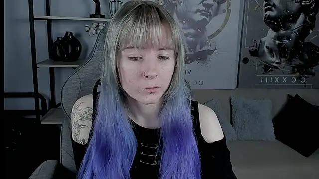 Snapshot of LexiWenford chatting on 31, 10, 2025 LexiWenford online show from 31, 10, 2025