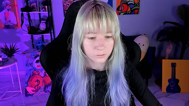 Snapshot of LexiWenford chatting on 12, 11, 2025 LexiWenford online show from 12, 11, 2025