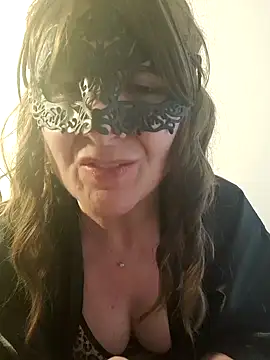 Viola8p online show from 31, 1, 2025