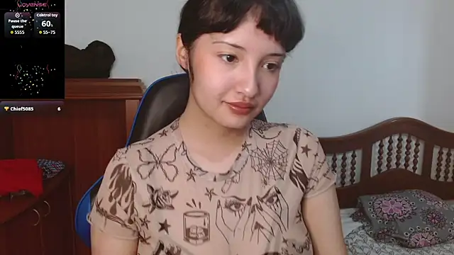 Snapshot of alexaa08 chatting on 4, 12, 2025 alexaa08 online show from 4, 12, 2025