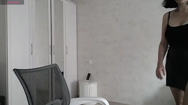 Devil Goddess online show from 14, 9, 2025