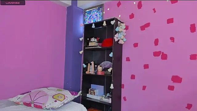 kittyzenn online show from 15, 1, 2025