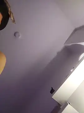 Snapshot of Dennis_2024 chatting on 16, 1, 2025 Dennis 2024 online show from 16, 1, 2025