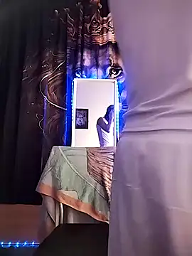 Snapshot of Dennis_2024 chatting on 25, 2, 2025 Dennis 2024 online show from 25, 2, 2025