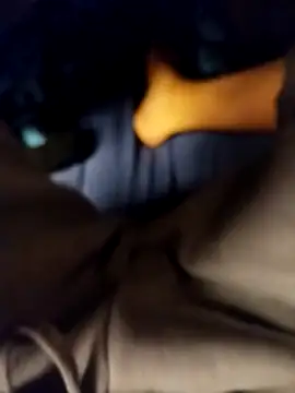 Snapshot of Dennis_2024 chatting on 15, 10, 2025 Dennis 2024 online show from 15, 10, 2025