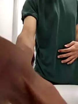 Snapshot of Dennis_2024 chatting on 19, 11, 2025 Dennis 2024 online show from 19, 11, 2025