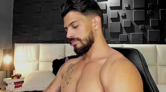 DannSaenz online show from 12, 2, 2025