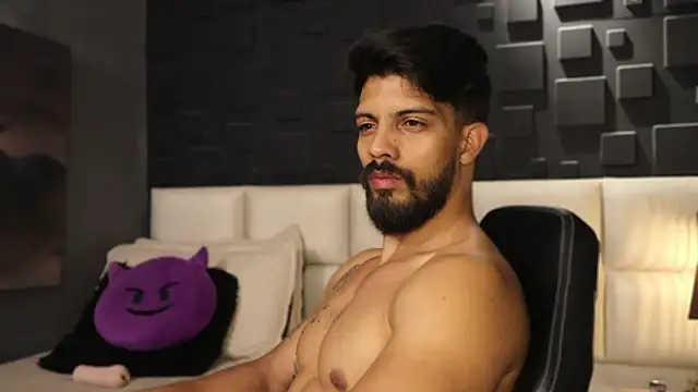 DannSaenz online show from 15, 2, 2025