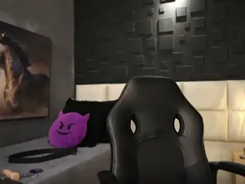 DannSaenz online show from 18, 2, 2025