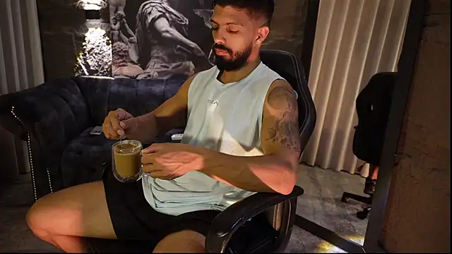 Snapshot of DannSaenz chatting on 25, 2, 2026 DannSaenz online show from 25, 2, 2026