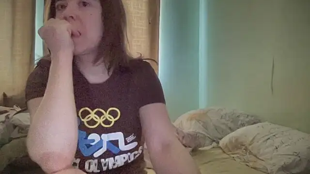 Diamond Tyler online show from 3, 3, 2025