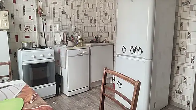 Diamond Tyler online show from 6, 3, 2026