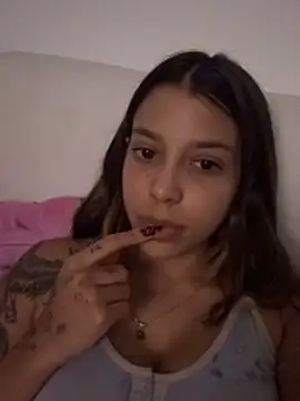 DanielaSaenz0 online show from 9, 4, 2026