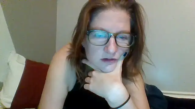 Eluradess online show from 12, 10, 2025