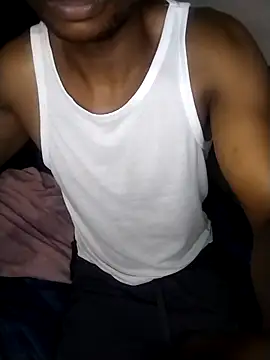 Snapshot of Convertiblechulo chatting on 2, 4, 2026 Convertiblechulo online show from 2, 4, 2026