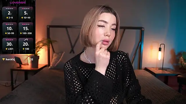 LindaThacker online show from 4, 2, 2025