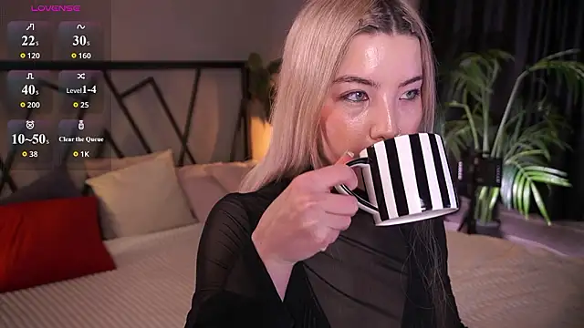 LindaThacker online show from 28, 3, 2026