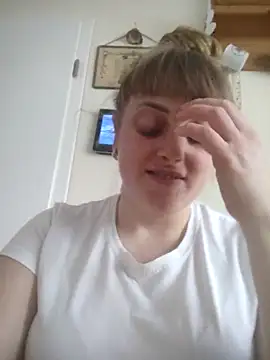 CoddessCrystal online show from 5, 2, 2026