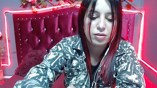 Melani cute02 online show from 8, 2, 2025