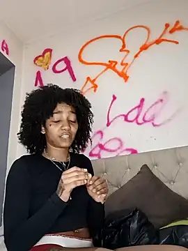 Laanegraofficial  online show from 15, 3, 2025