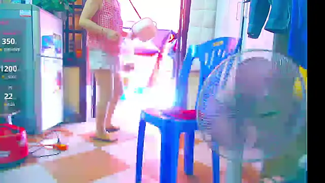 Snapshot of Love_making chatting on 20, 10, 2025 Love making online show from 20, 10, 2025