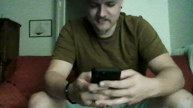 Snapshot of QueueFrenchie chatting on 10, 9, 2025 QueueFrenchie online show from 10, 9, 2025